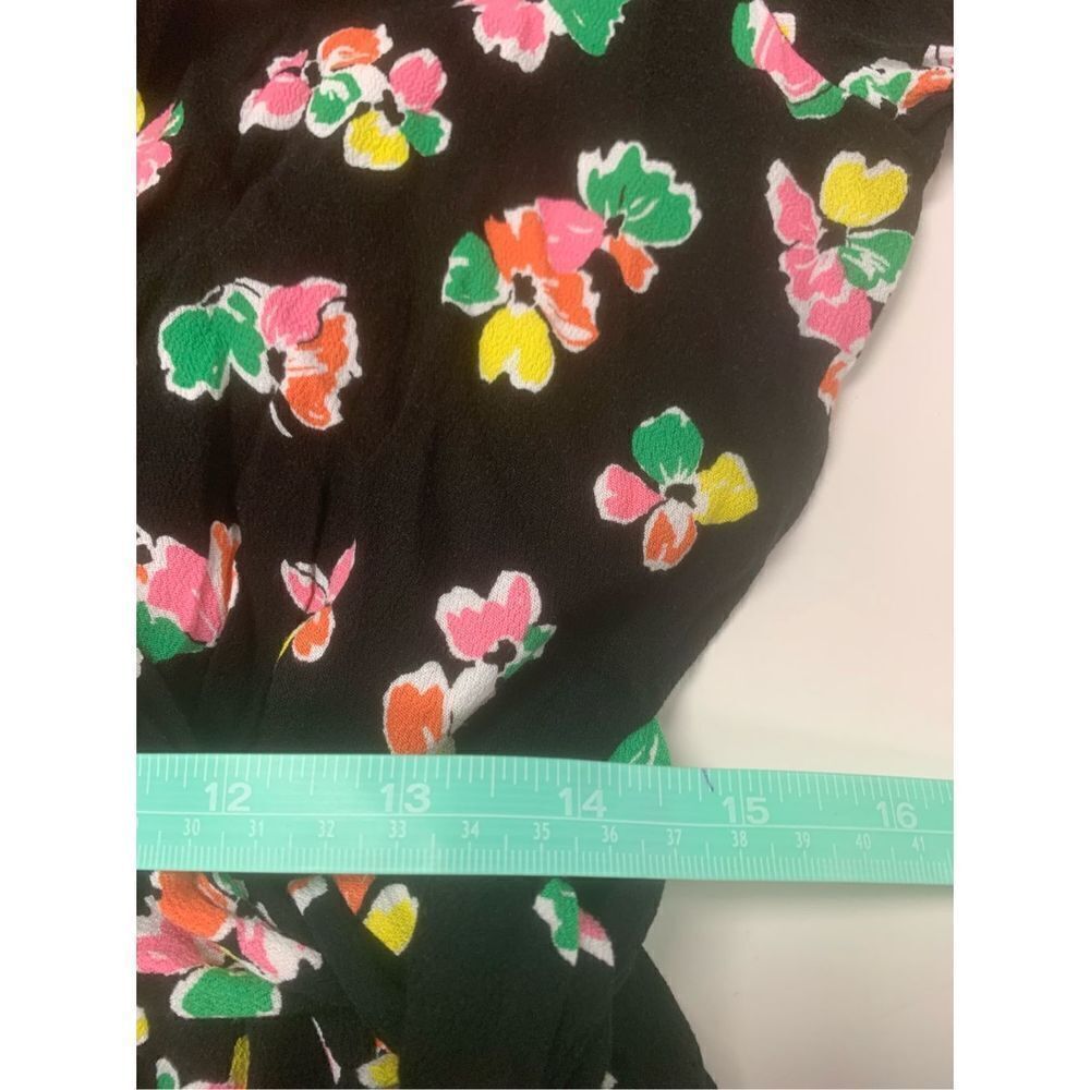 Floral Patterned Romper - Picture 10 of 10